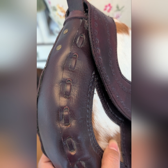 Hair on Hide Handmade Tooled Saddle‎ Bag - Picture 4 of 9